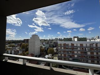 alquiler dos ambientes - tipo loft - impecable estado - balcon al frente  - super luminoso.