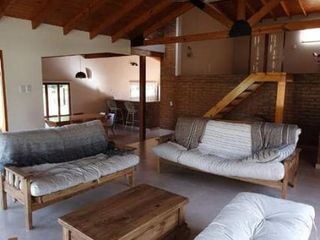 Casa en venta de 3 dormitorios c/ cochera en Sierra de la Ventana