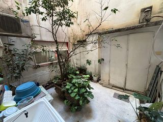Departamento de 4 ambientes con gran patio a la venta en Palermo