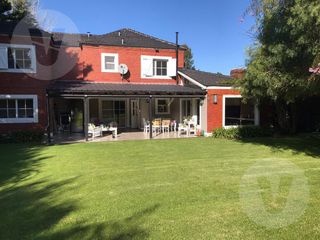 Casa en venta - Echeverria Del Lago, Canning