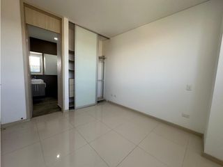 Foto 13 de APARTAMENTO EN SABANILLA CON VISTA AL MAR