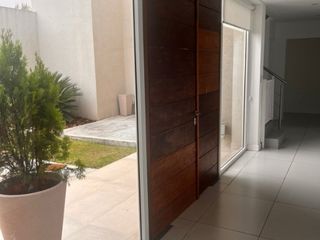 Foto 10 de Casa en alquiler en Belen de Escobar