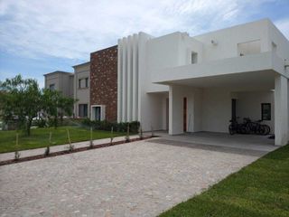 Casa en Alq. Temporario en San Matias, Escobar, G.B.A. Zona Norte, Argentina