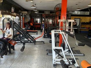 Fondo de comercio de gimnasio con equipamiento completo, ubicado en Balcarce 599, Lomas de Zamora