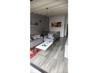 Casa Unifamiliar en Venta en Campo Amor, Medellín