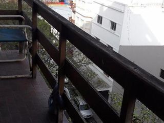Depto 3 ambientes al frente con Balcón en La Perla
