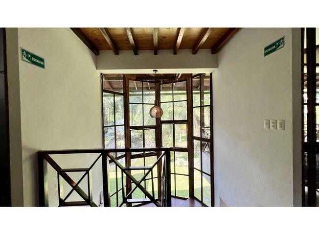 place photo 60