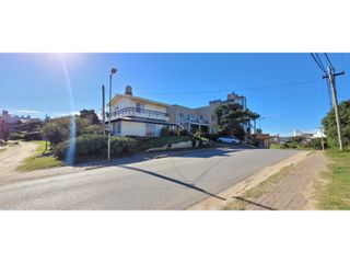 Foto 6 de Lote multifamiliar-comercial a metros del Mar y de Pinamar