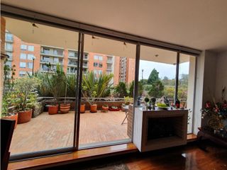 Venta  Apartamento con Terraza en Colina Campestre