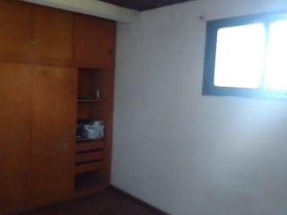 Casa en alquiler - 3 Dormitorios 2 Baños - 1800Mts2 - Loma Verde, General Paz