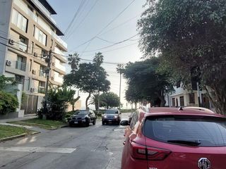 Se Vende Hermosa Casa En Barranco A Media Cuadra Del Malecón