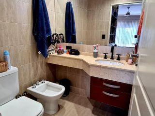 Departamento en venta - 2 dormitorios 2 baños -cochera- 72mts2 - Palermo