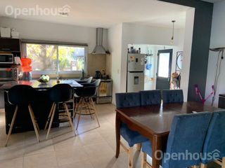 Muy Linda Casa en  venta en Bº Privado La Cuesta (apto credito)