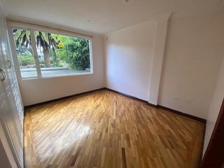 CASA RENTA VIVIENDA O COMERCIAL TUMBACO 5 DORMITORIOS C/U BAÑO