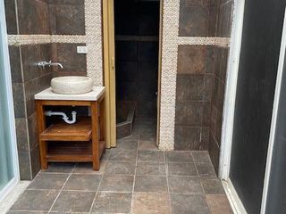 CASA RENTA VIVIENDA O COMERCIAL TUMBACO 5 DORMITORIOS C/U BAÑO