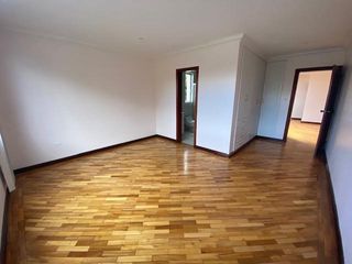 CASA RENTA VIVIENDA O COMERCIAL TUMBACO 5 DORMITORIOS C/U BAÑO