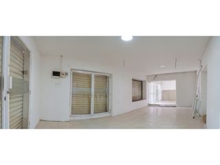 CASA ESQUINERO COMERCIAL 420M2 -  EN CENTRO HISTORICO DE SANTA MARTA