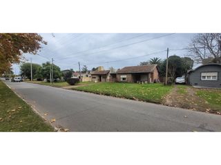 Foto 4 de Vendo  Casa - Lote multifamiliar sobre avenida en General Madariaga