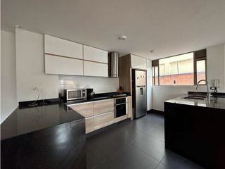 Foto 1 de VENTA/PERMUTA CASA EN CONJUNTO, SANTA BARBARA ORIENTAL, BOGOTA