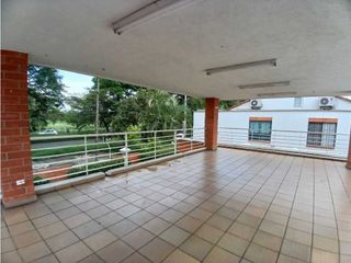 SE VENDE HERMOSO APARTAMENTO!