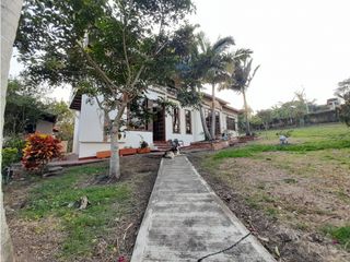 Foto 25 de Casa de Ensueño en Condominio Exclusivo en Barbosa, Santander