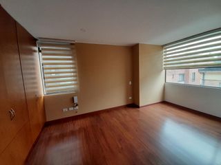 APARTAMENTO en ARRIENDO en Bogotá Calleja