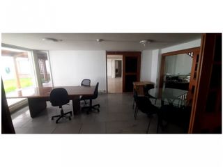 Foto 1 de CASA DE OFICINAS EN ARRIENDO, SECTOR SANTA BARBARA OCCIDENTAL