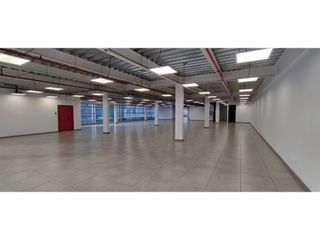 Foto 4 de OFICINA EN ARRIENDO 1050 M2, SECTOR AV. EL DORADO, BOGOTA