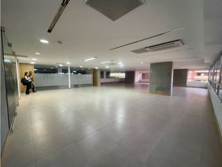 Foto 33 de SE ARRIENDA- VENDE OFICINA POBLADO
