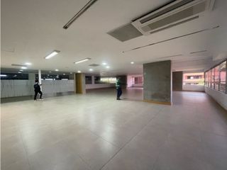 Foto 36 de SE ARRIENDA- VENDE OFICINA POBLADO