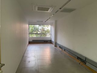 Foto 30 de SE ARRIENDA- VENDE OFICINA POBLADO