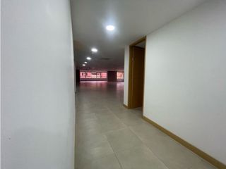 Foto 28 de SE ARRIENDA- VENDE OFICINA POBLADO