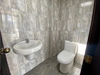 Foto 13 de CASA POR ESTRENAR EN RENTA EN TUMBACO (CB)