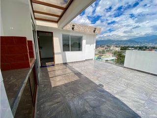Foto 1 de CASA POR ESTRENAR EN RENTA EN TUMBACO (CB)