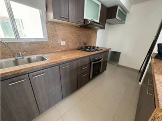 Alquilo apartamento en Jardines de Tívoli