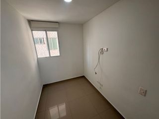 Alquilo apartamento en Jardines de Tívoli