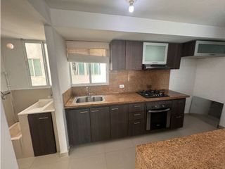 Alquilo apartamento en Jardines de Tívoli