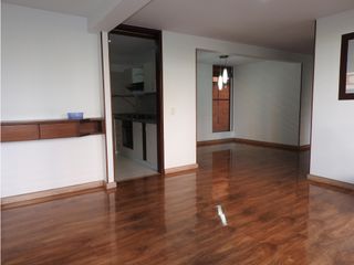 VENDO APARTAME EN GRATAMIRA /MBO