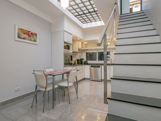 Venta Casa 5amb. en Floresta con Quincho - PERMUTA