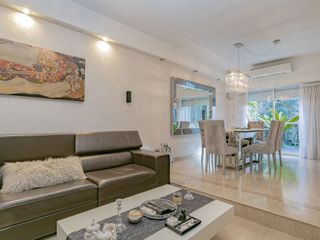 Venta Casa 5amb. en Floresta con Quincho - PERMUTA