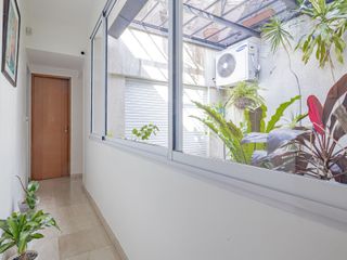 Venta Casa 5amb. en Floresta con Quincho - PERMUTA