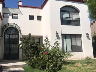 Foto 4 de Excelente Casa en COMPLEJO VILLA NUEVA - Santa Clara
