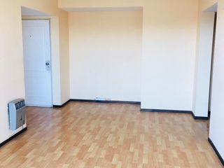 Foto 1 de Departamento - Liniers