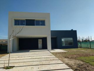 Foto 1 de Casa en venta en San Gabriel