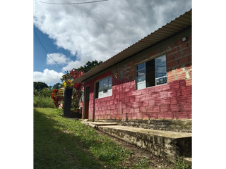 Foto 10 de Maat vende Casa Campestre, Mave-Villeta 770m2 $200Millones