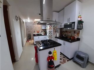 Foto 8 de Casa de dos pisos más terraza en venta Barrio El Bosque Palmira Valle