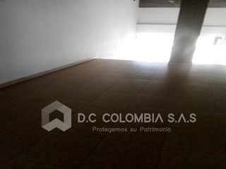 VENTA de LOCALES en LA CEJA