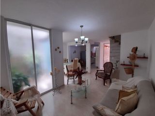 Foto 2 de Casa en conjunto cerrado en venta Barrio Ciudad Santa Bárbara Palmira