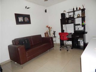 SE VENDE HERMOSA CASA EN VILLA SANTOS