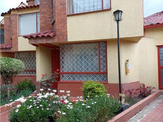 Foto 1 de VENDO CASA EN CONJUNTO LA CAMPIÑA SUBA - MOTIVO SALUD